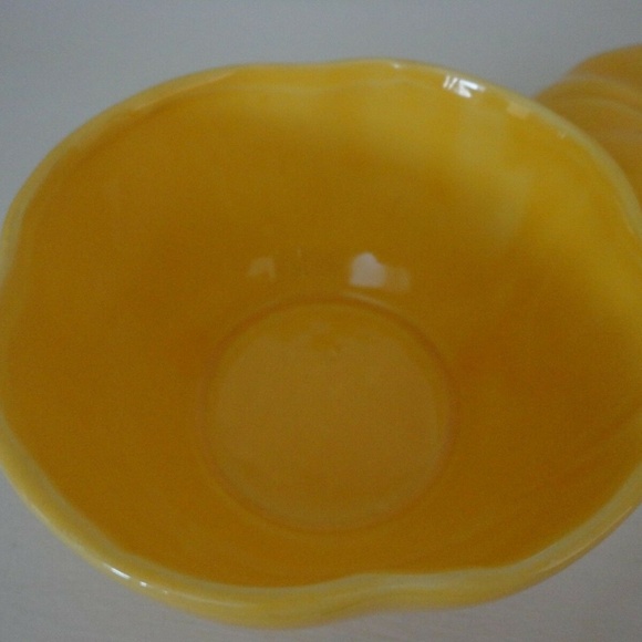 Vtg California Pottery Yellow Pepper bowl container Trinket box - Picture 4 of 6
